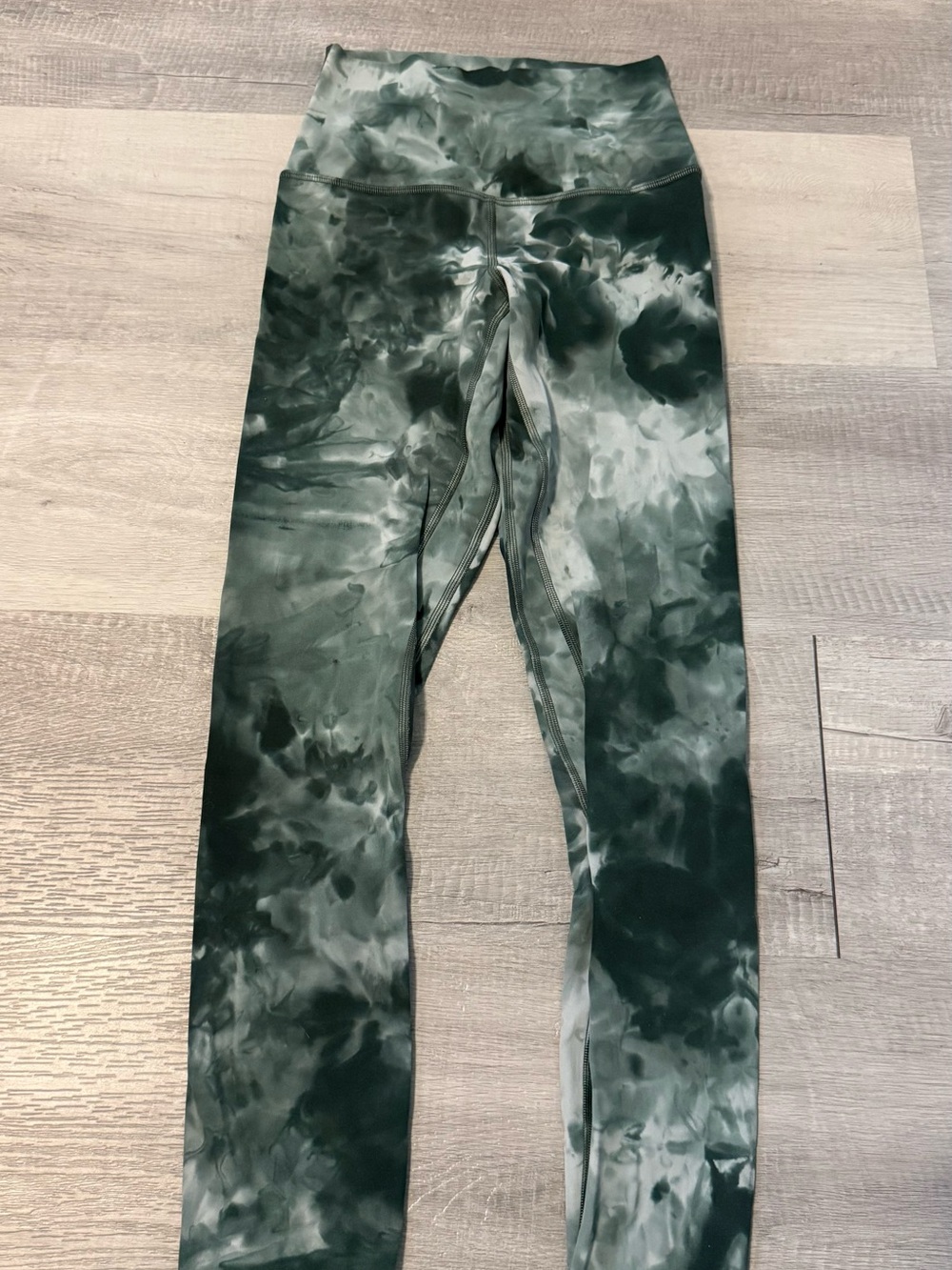 Lululemon Align leggings 25” size 2